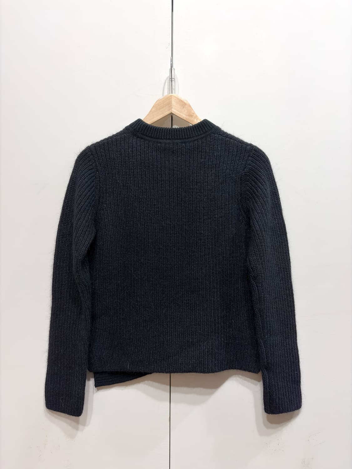 엠포리오 아르마니 사이드 슬릿 앙고라 니트 상품이미지5