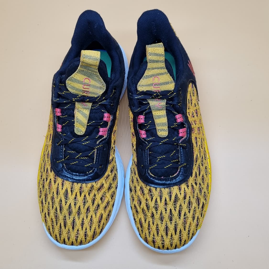 언더아머 커리 플로우9 농구화290 상품이미지2