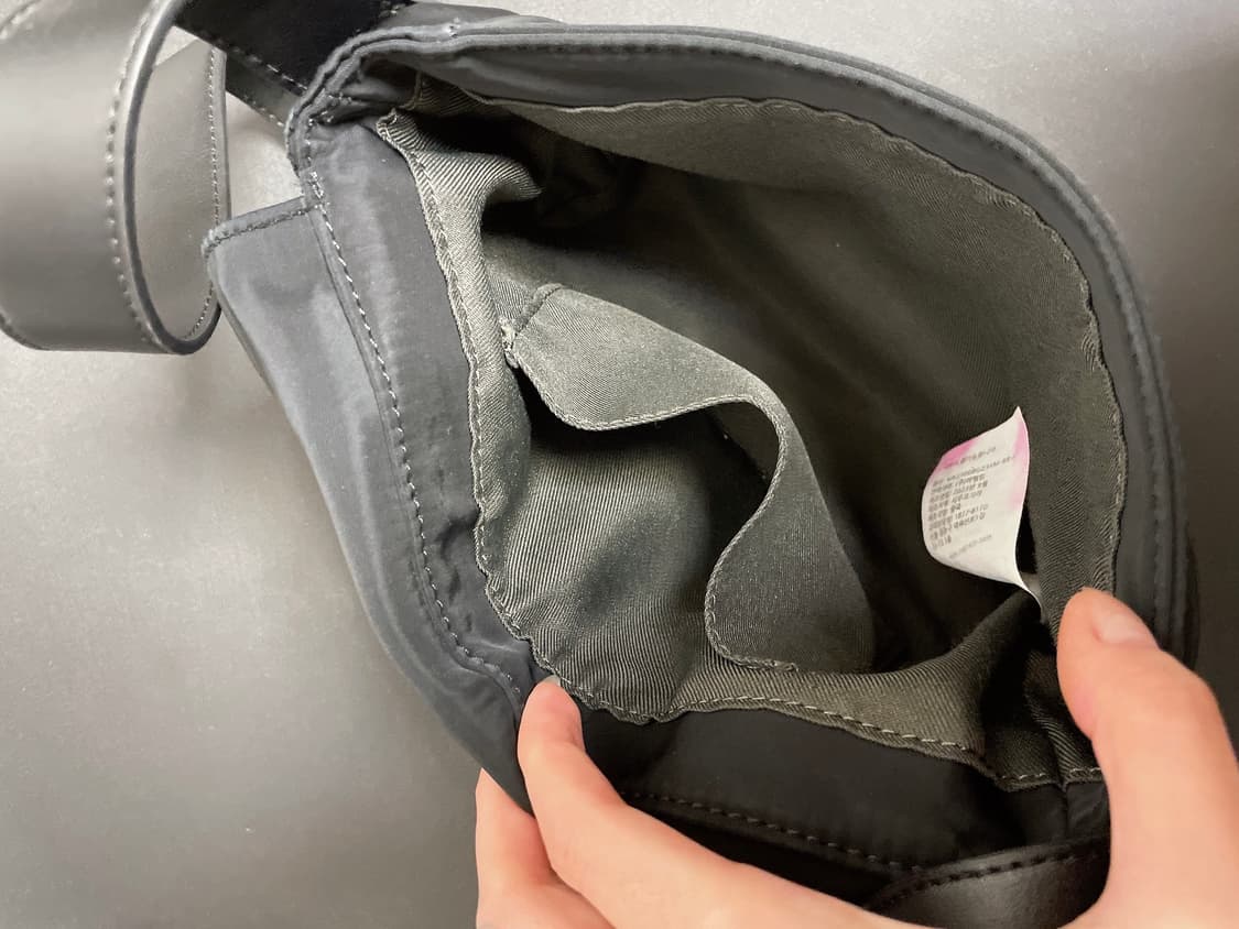 마뗑킴 MINI BUCKLE BAG IN BLACK 숄더백 크로스백 가방 상품이미지5