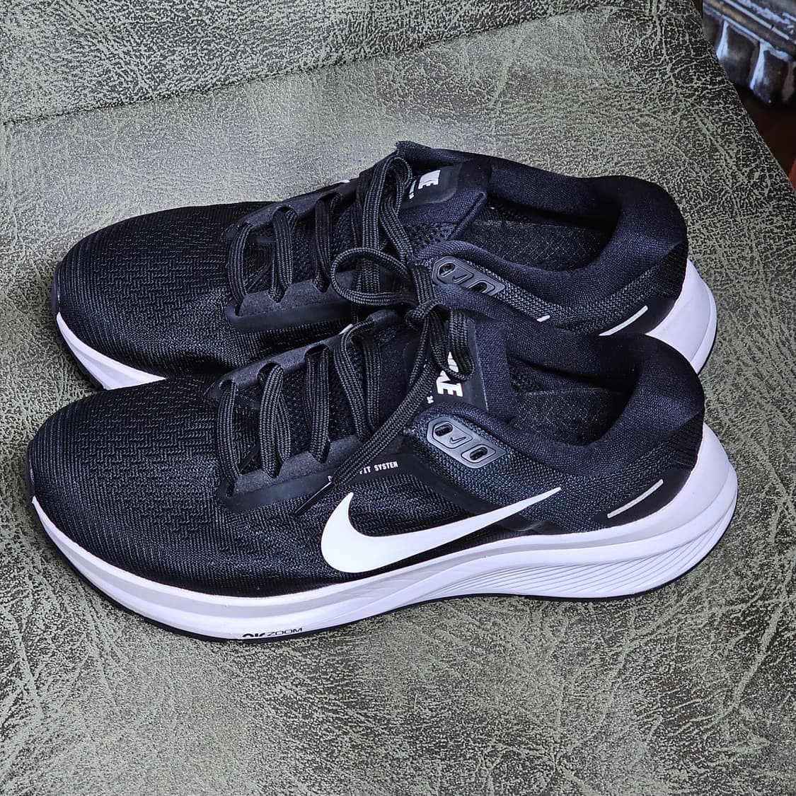 [235] 나이키 여성 에어 줌 스트럭처 24 러닝화 운동화 상품이미지1