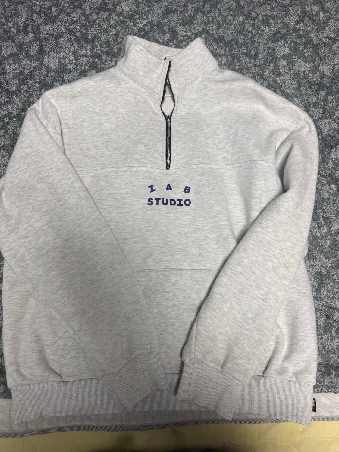 아이앱스튜디오 하프집업 M 상품이미지1