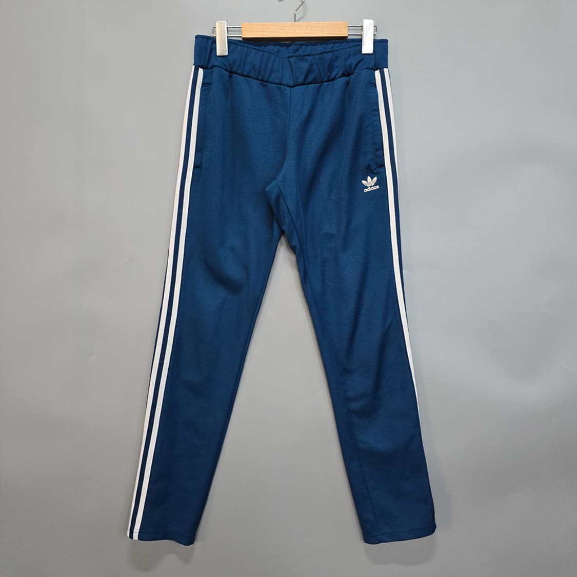 아디다스(adidas) 유로파 트랙팬츠 블루 95 상품이미지1