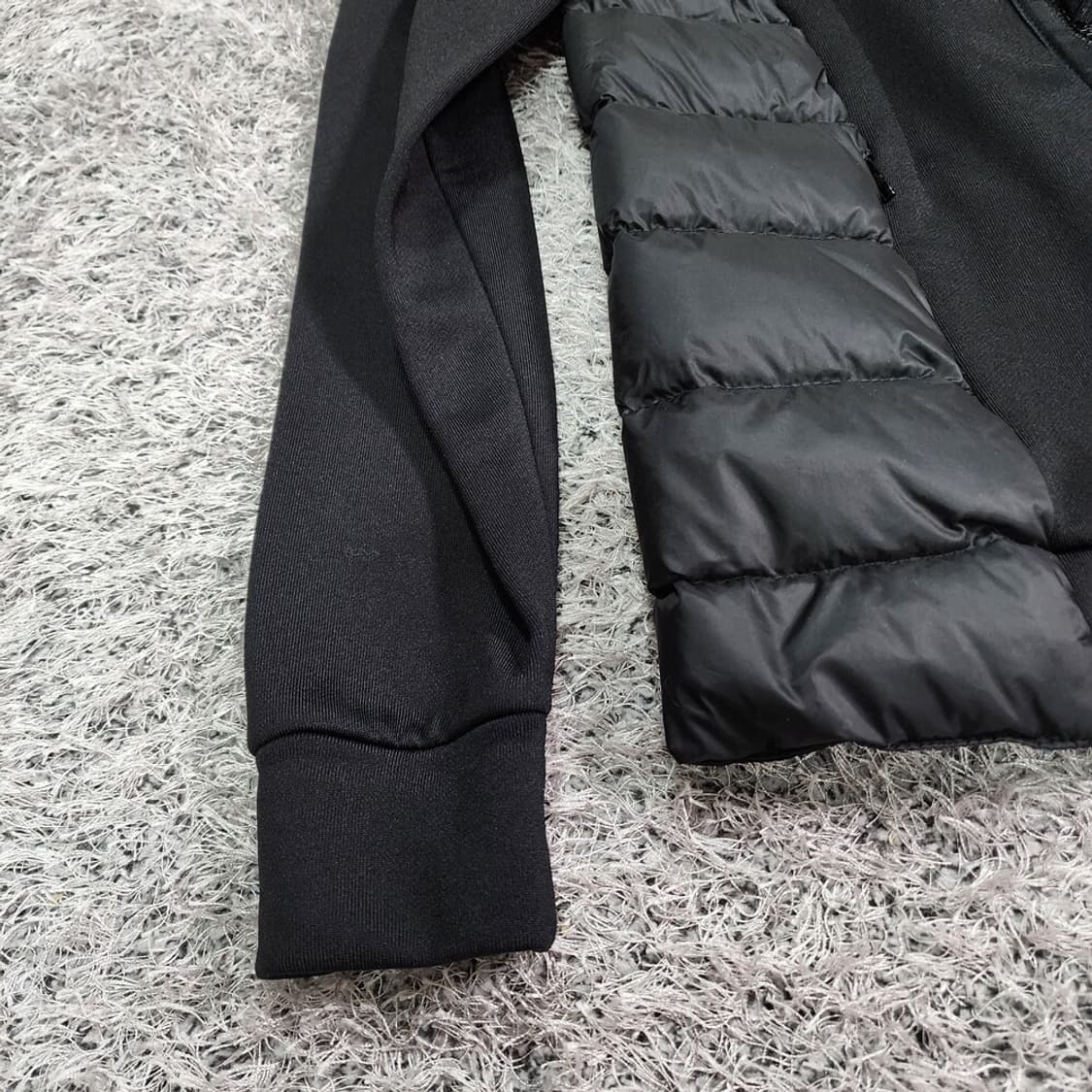 몽클레어 후드 자켓 여성55

 상품이미지4