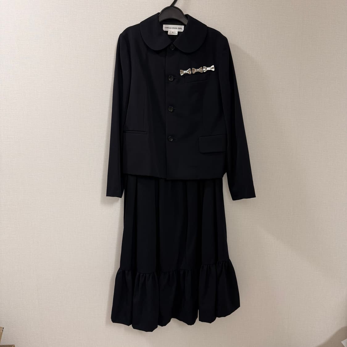 [M] 꼼데가르송 걸 22fw 자켓 + 스커트 셋업 상품이미지1