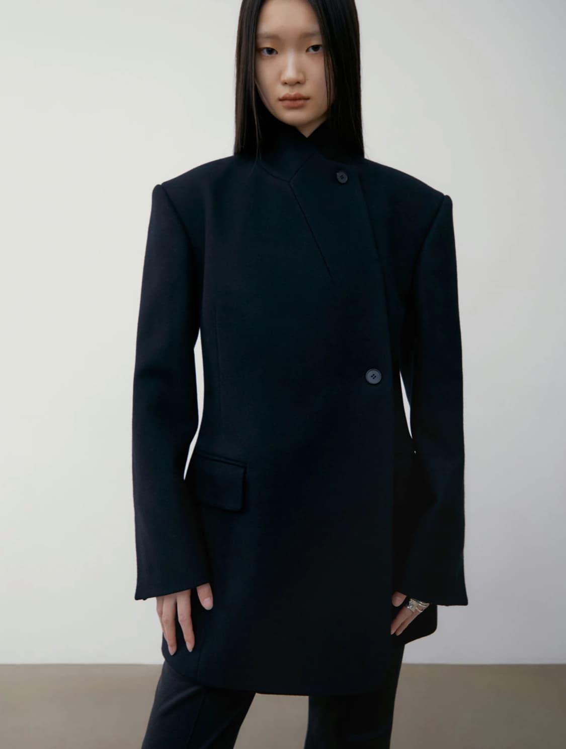 로우클래식 24fw slim fit wool coat black 상품이미지2