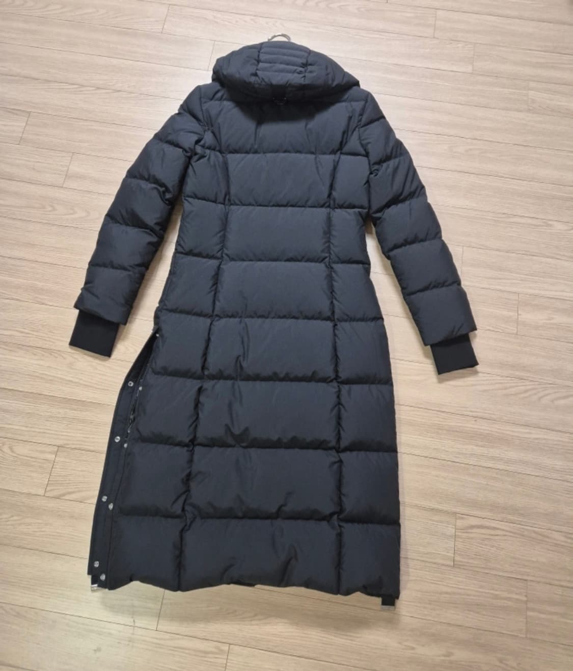 (새상품) 무스너클 여성 롱패딩 S 사이즈 상품이미지9