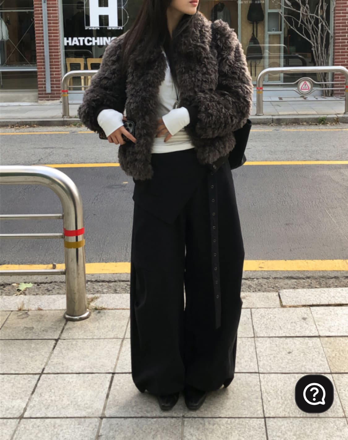 새상품) 서울베이스드 워머 브이넥 티 지그재그에이블리 릿킴 블랙업 상품이미지4