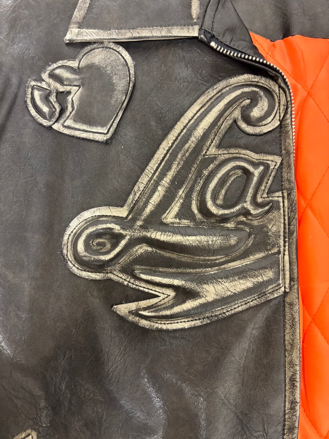 Lafam 빈티지워싱 레터링패치레더자켓 From Amsterdam🇳🇱 상품이미지3