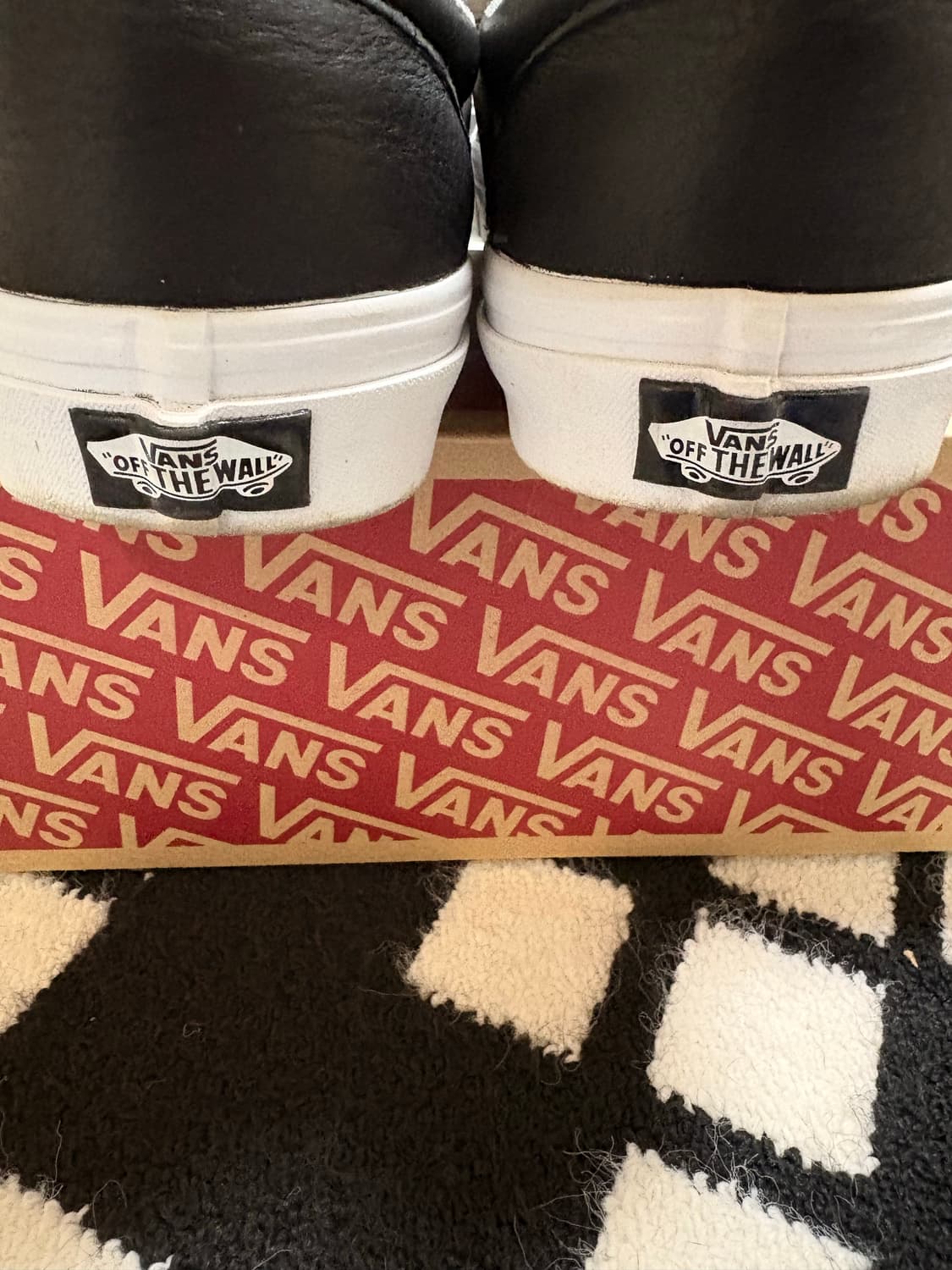 270 반스 X 화이트 마운티니어링 슬립온 상품이미지4