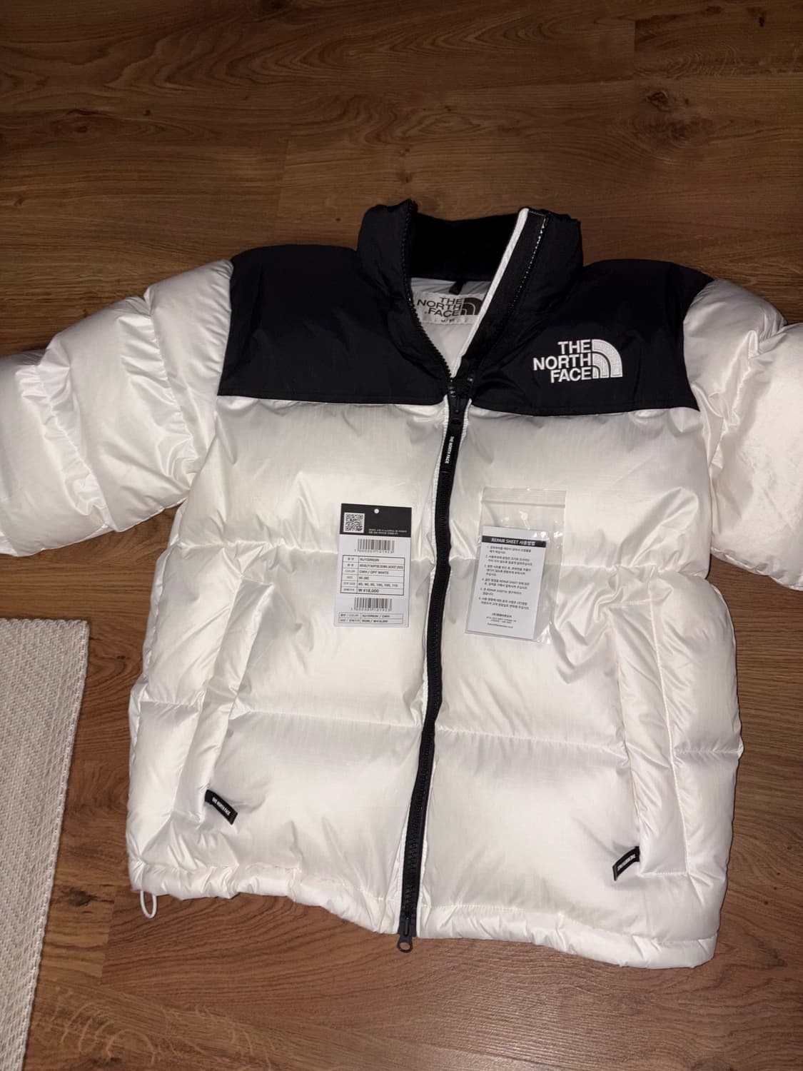 (새상품) 노스페이스 눕시 노벨티 화이트 상품이미지1