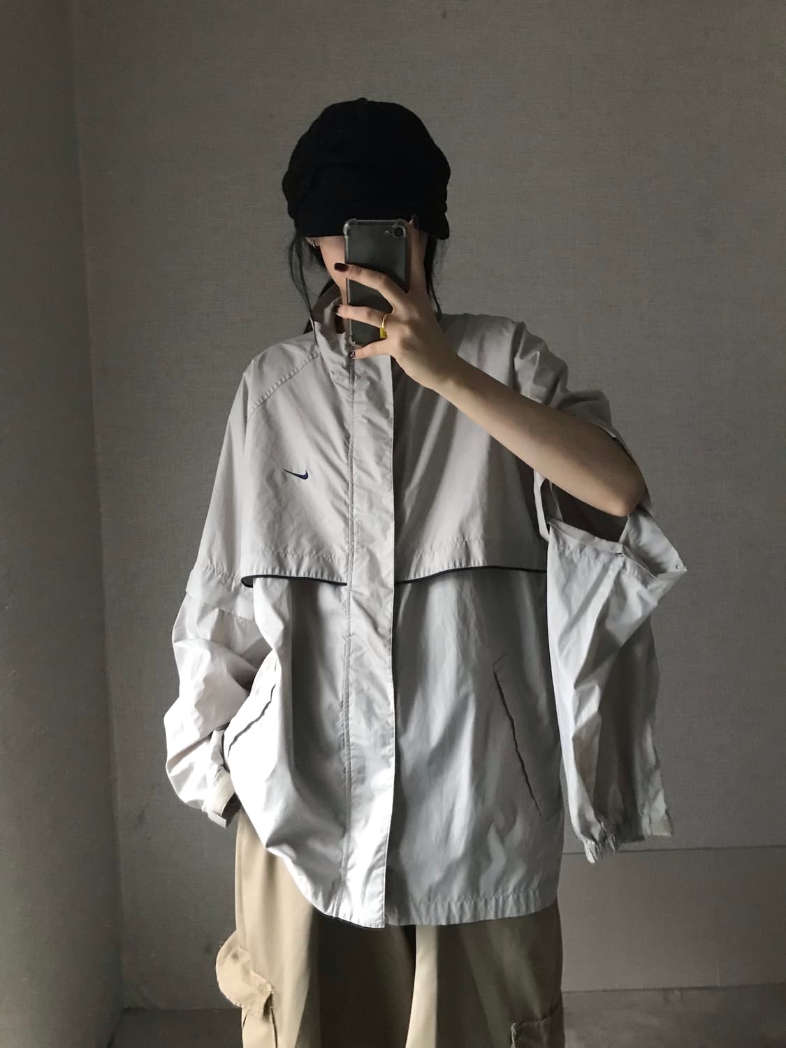 나이키 베이지 투웨이 절개 바람막이 상품이미지1