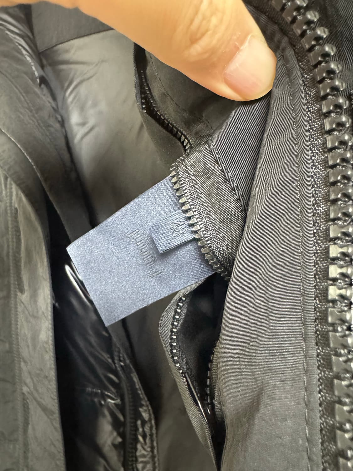 준지(로스) / 블랙 레이어드 미드렝스 다운 점퍼 (박수패딩) / 48 상품이미지3