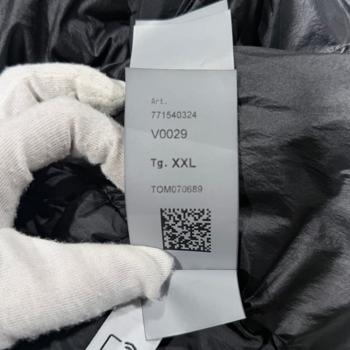 (A+/XXL) / 스톤아일랜드 다운 경량 패딩 블랙 상품이미지8