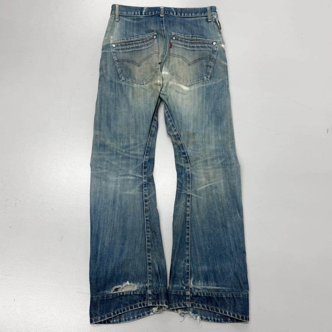 리바이스 00s 페이딩 엔진 엔지니어드 워싱 데님팬츠 상품이미지3