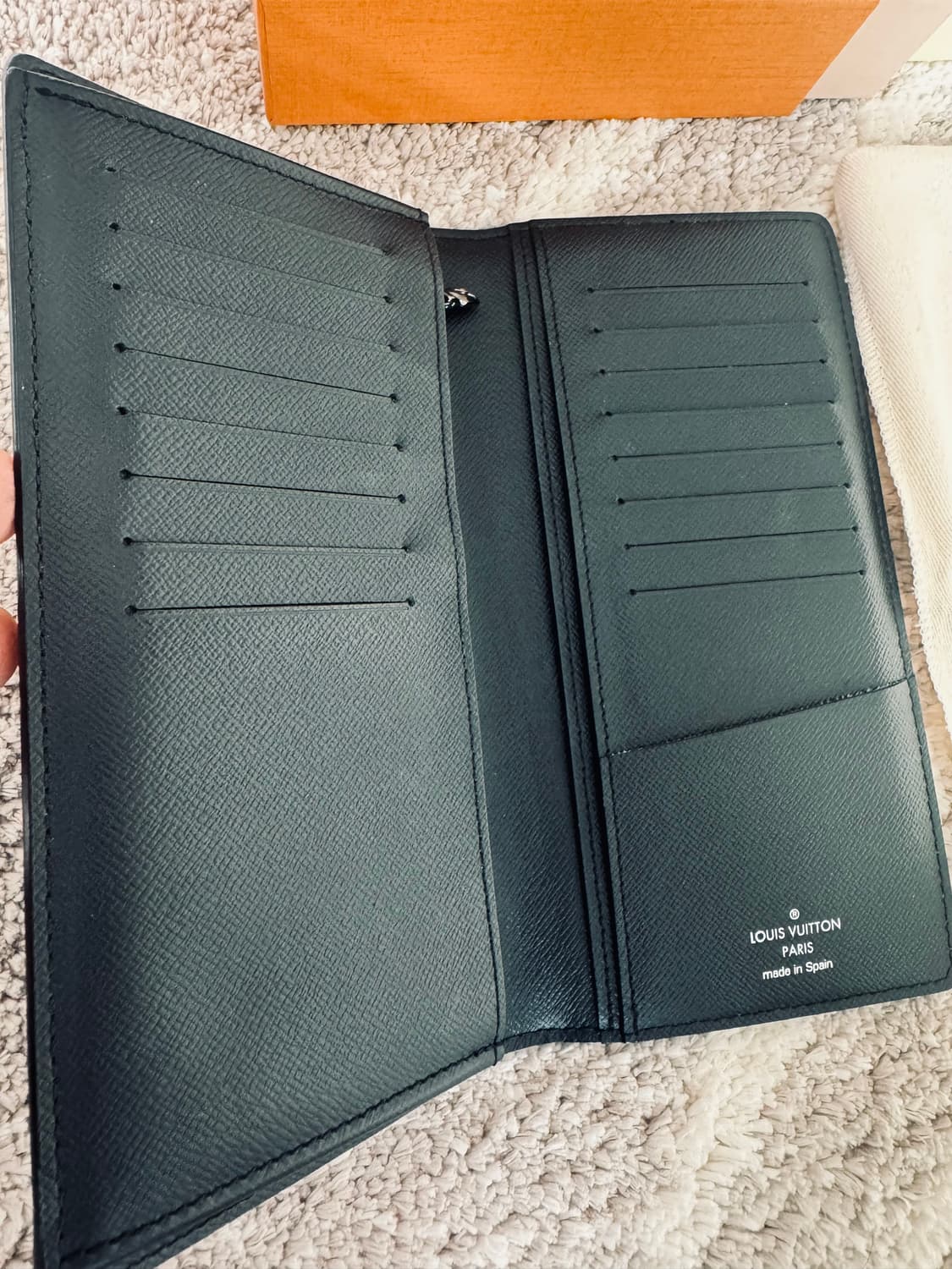 정품 루이비통 장지갑 이클립스 블랙 상품이미지3