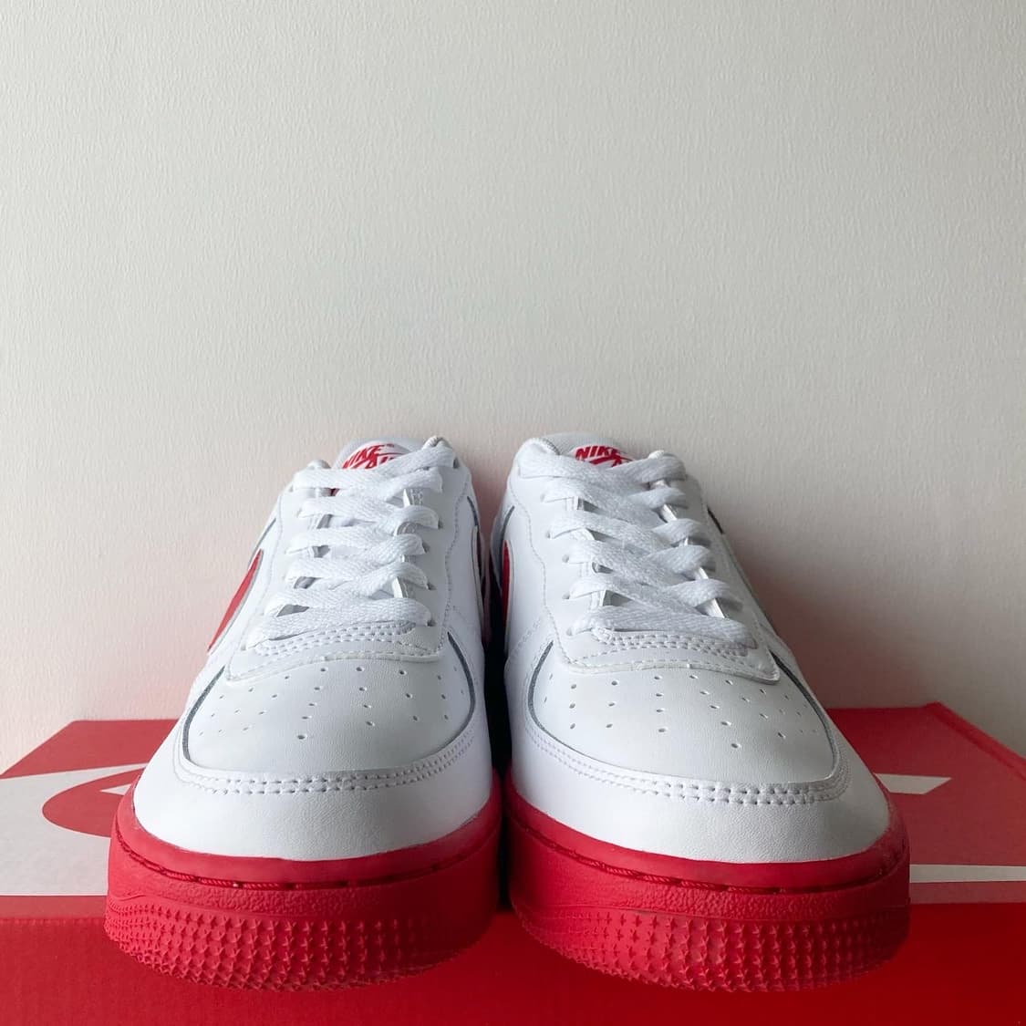 나이키 에어포스 1 로우 레드솔 a.k.a 빨창 상품이미지2
