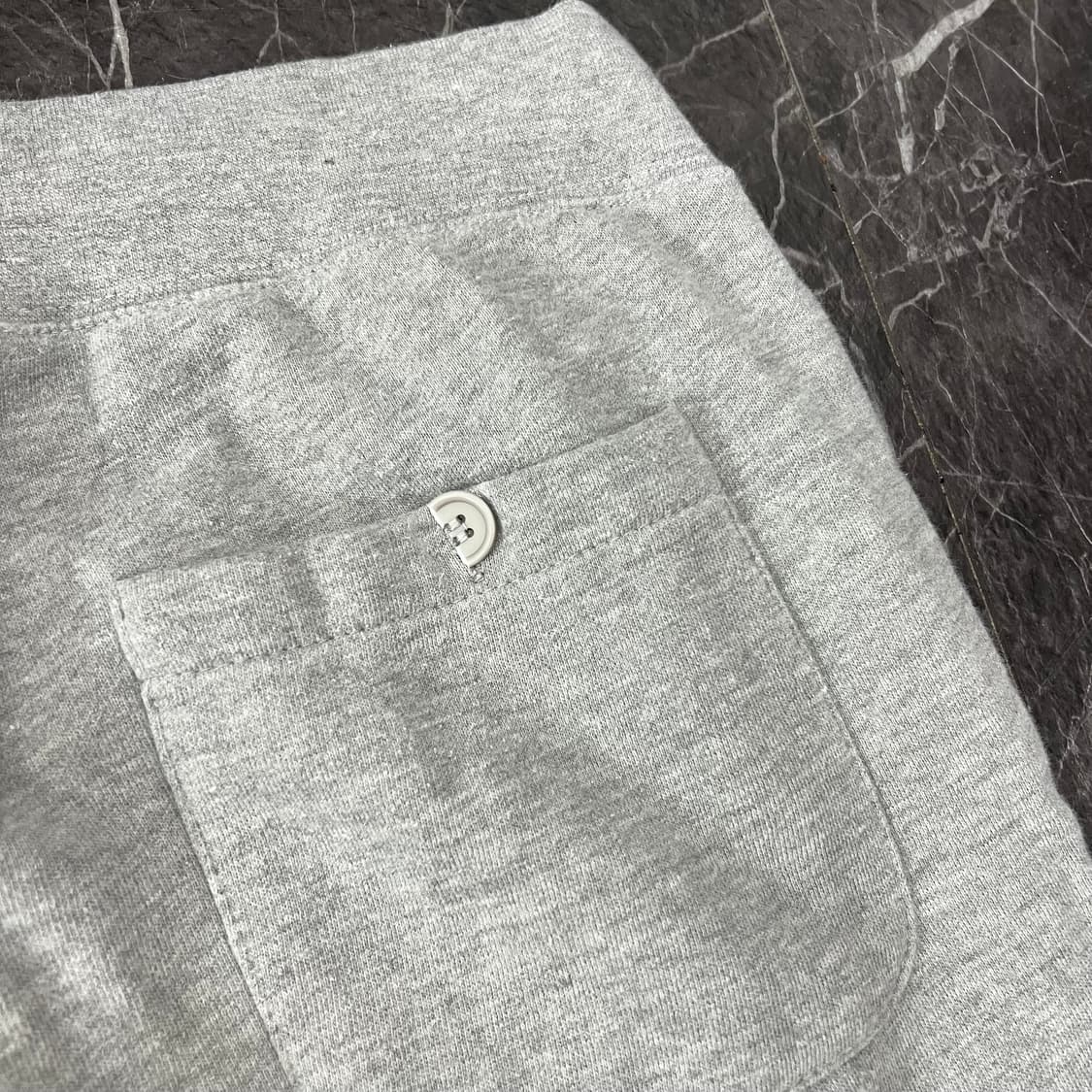 스투시 월드투어 조거 스웻 팬츠 그레이 상품이미지8