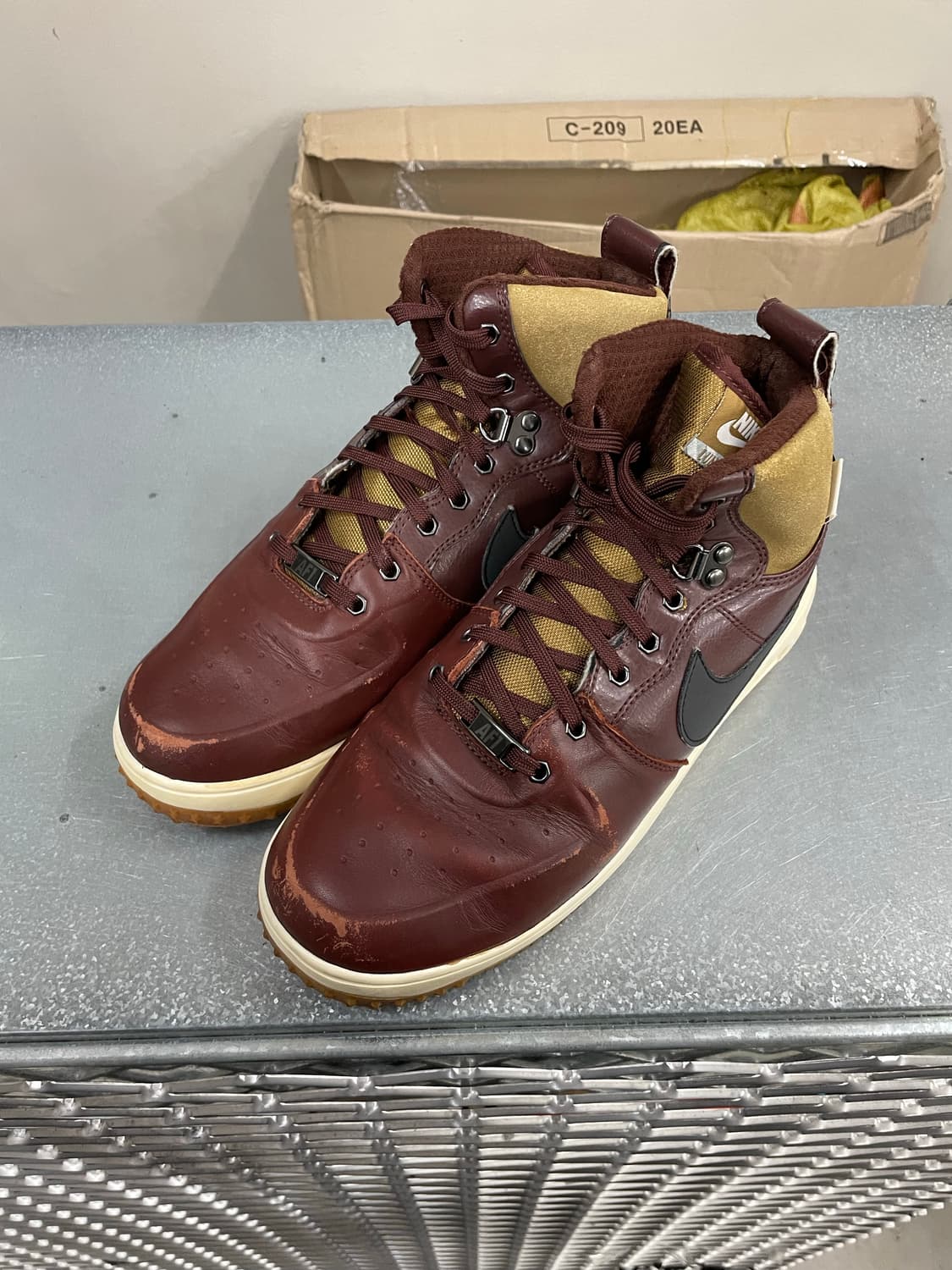 나이키 루나 포스1 브라운 280 상품이미지2