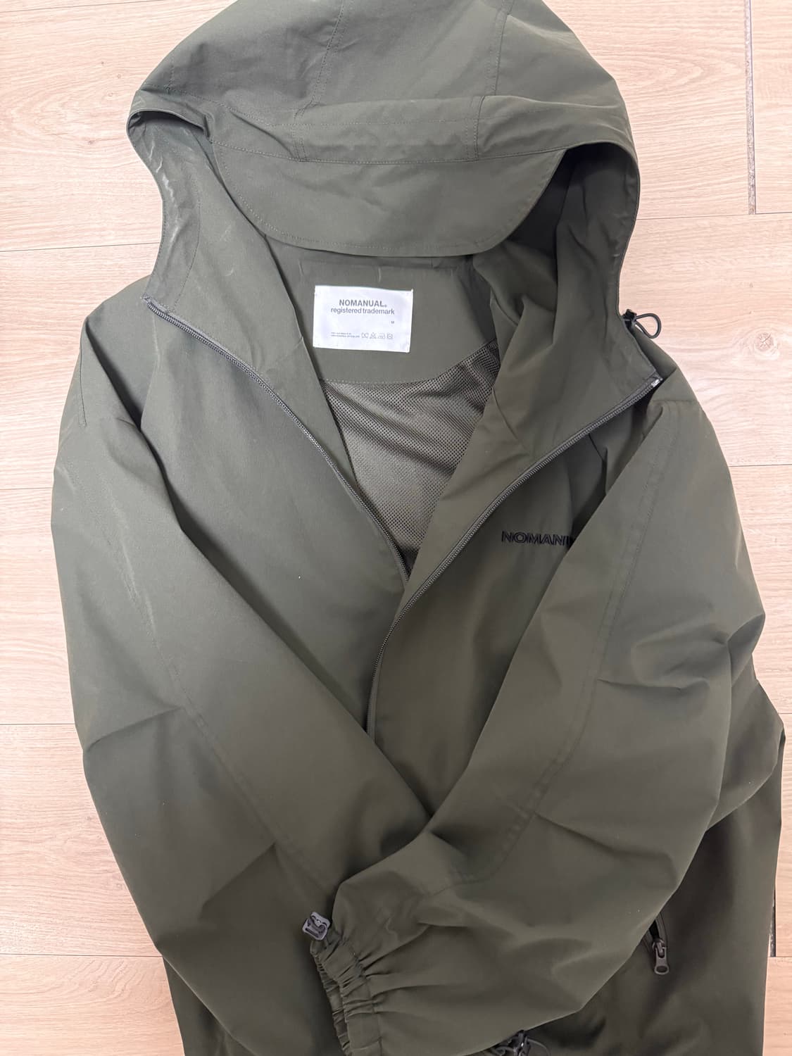 노메뉴얼 카키 바람막이 M 상품이미지1