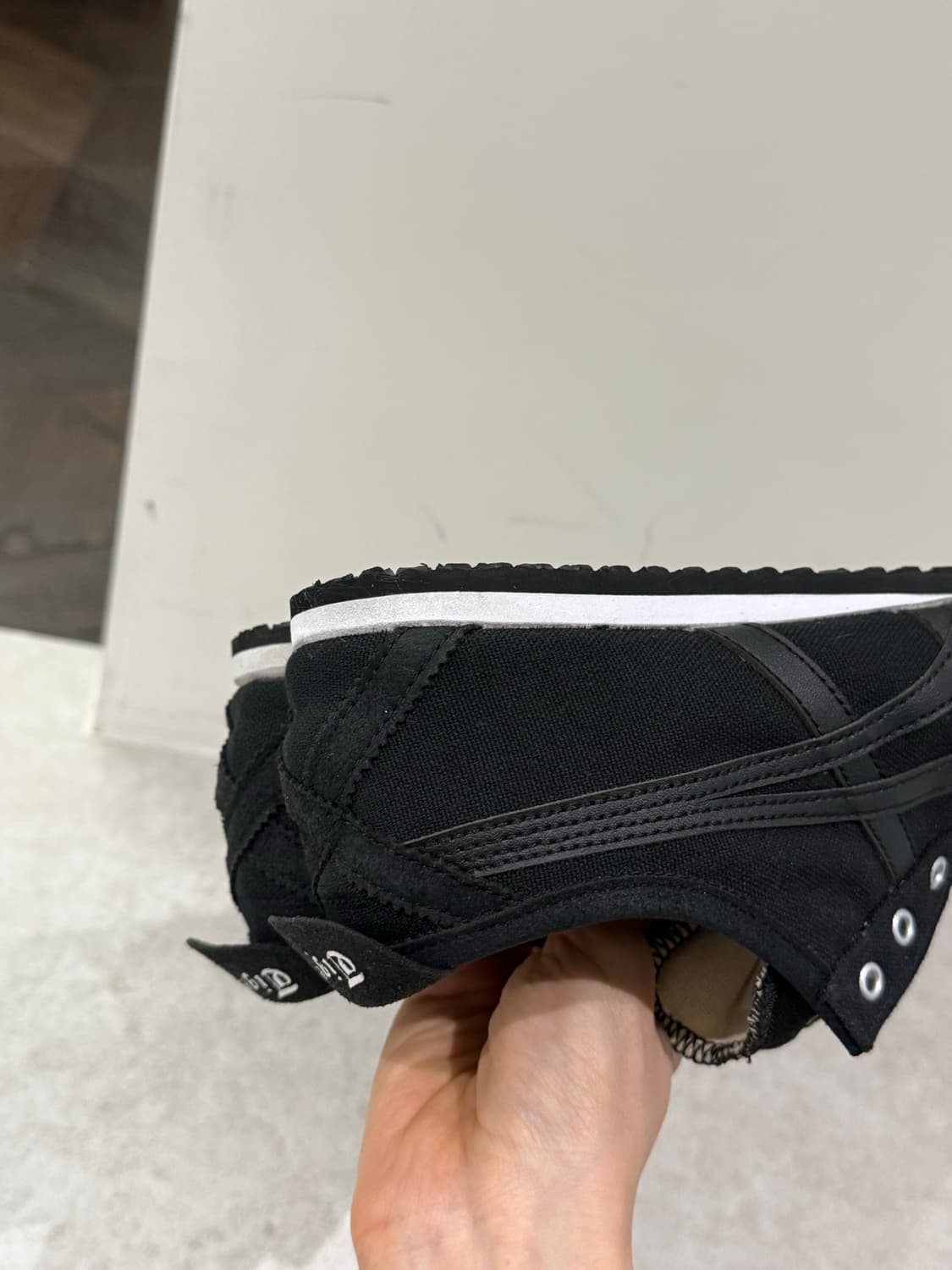 오니츠카타이거 슬립온 250 상품이미지7