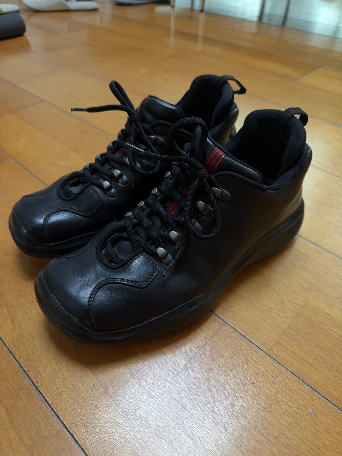 프라다 스퀘어토 하이킹 부츠 상품이미지2