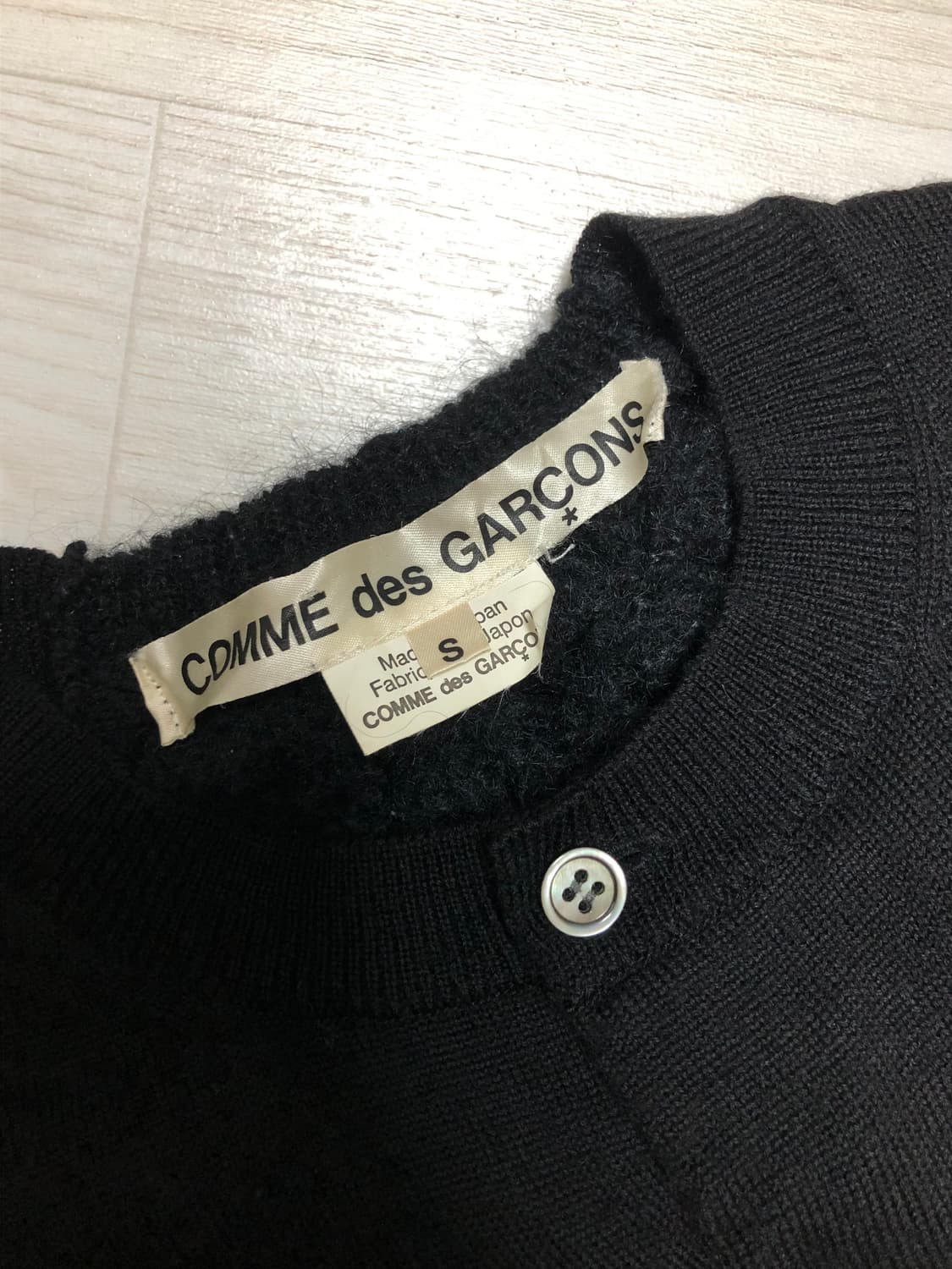 꼼데가르송 블랙 가디건 상품이미지3