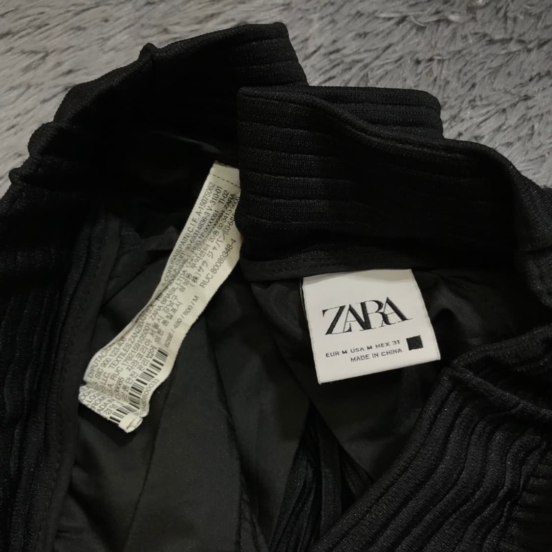 [[M(31), A급] 자라(ZARA) 블랙 플리츠 팬츠p279 상품이미지5