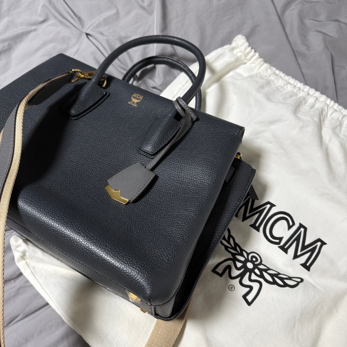 MCM 밀라 토트백 상품이미지2