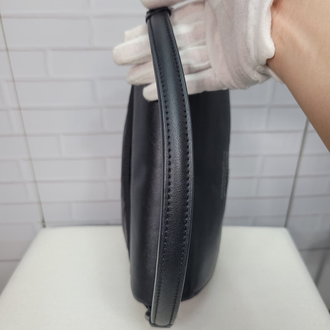 만다리나덕 핸드백 숄더백 블랙 상품이미지7