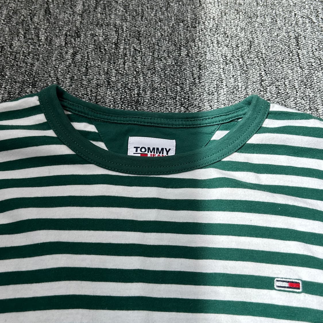 타미 진스 스트라이프 그린 긴팔티셔츠 상품이미지4
