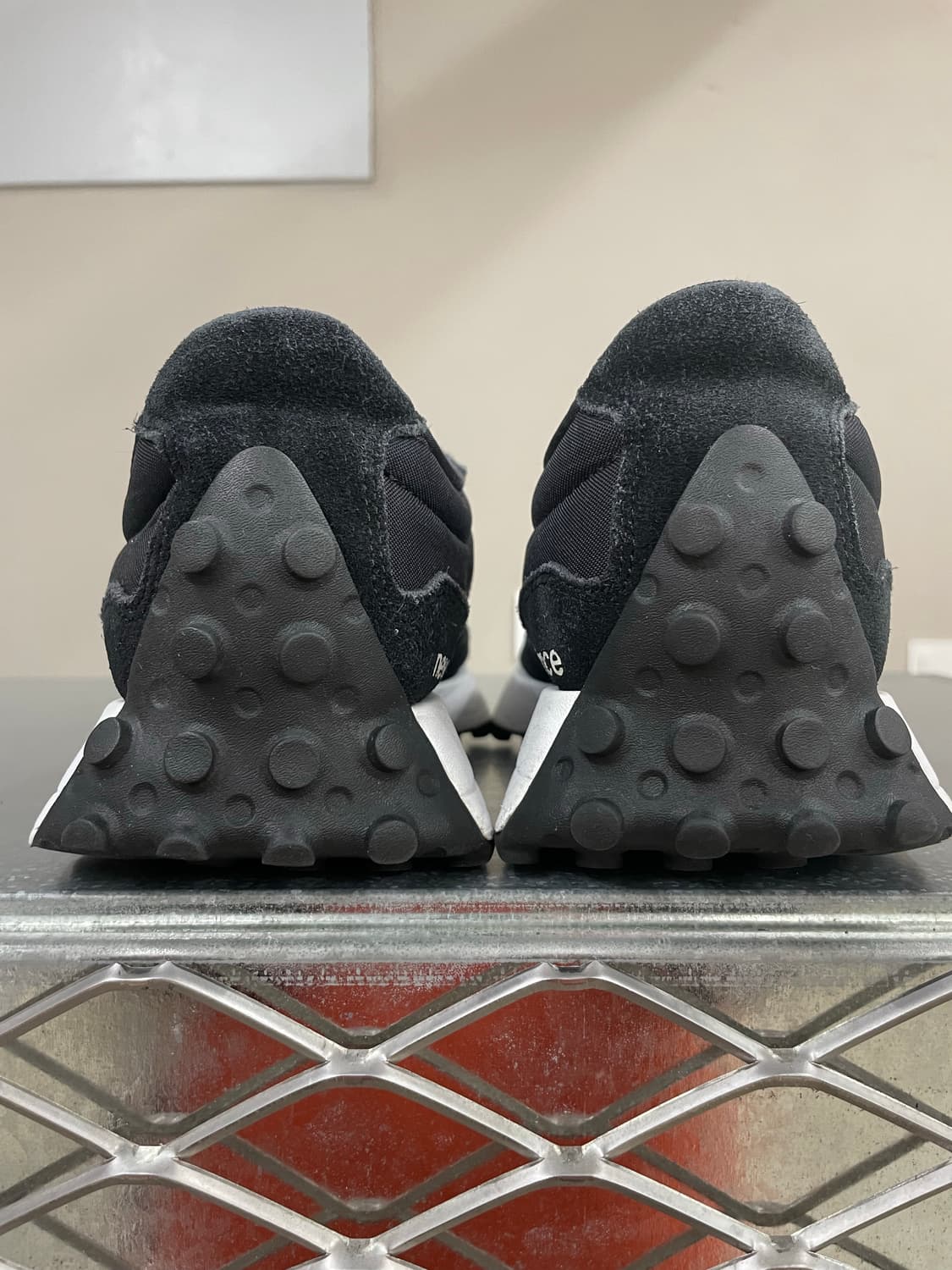 뉴발란스 327 블랙 265 (gr-4451) 상품이미지3