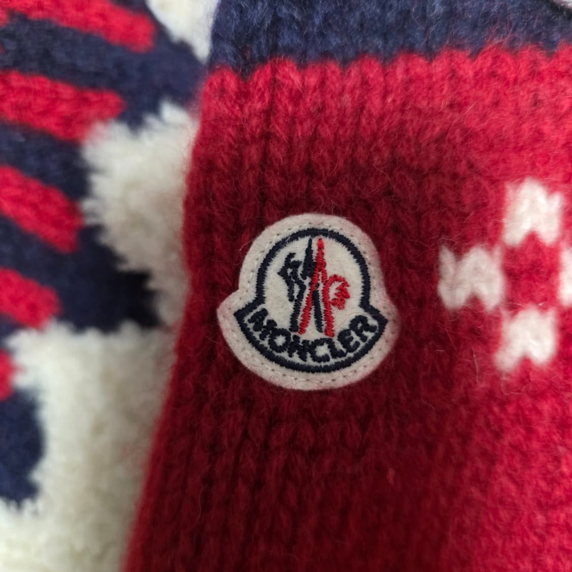 XL) 몽클레어 스웨터 집업 상품이미지3