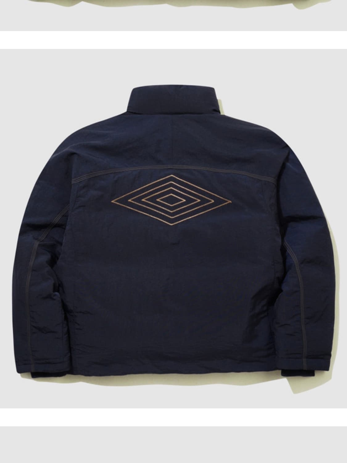 [엄브로] 크리스피 타슬란 머스코비 덕 다운 자켓 (네이비/L사이즈) 상품이미지1