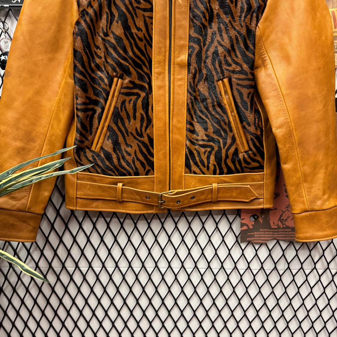 90s USA VINTAGE 송치 레더 자켓 호랑이 호피 패턴 브라운 상품이미지4