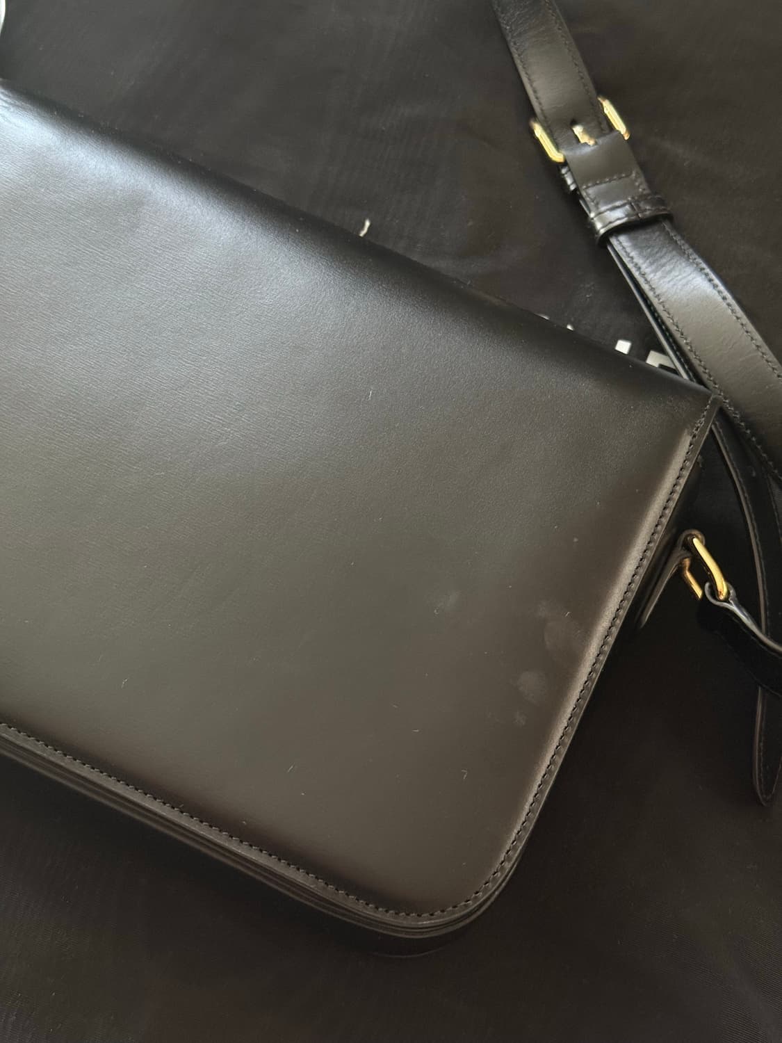 셀린느 트리옹프백 블랙 라지사이즈  상품이미지5