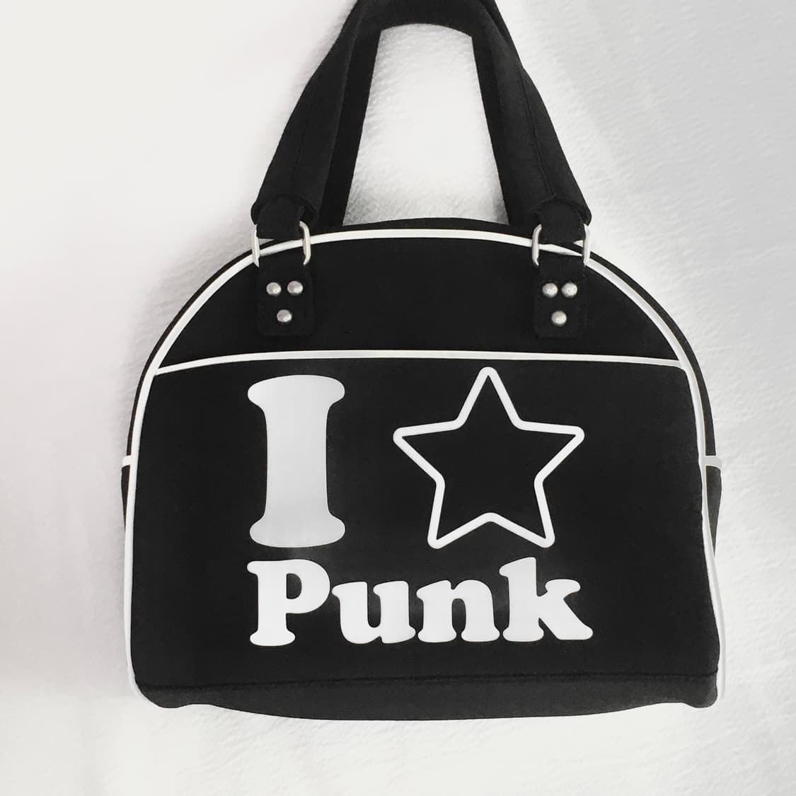 이스트쿤스트 I LOVE PUNK BOWLING BAG BLACK 상품이미지2