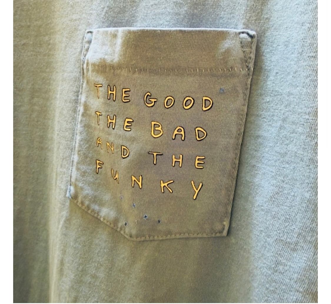 도넛리벤지 g b logo 티 팝니다 3사이즈입니다. 상품이미지1