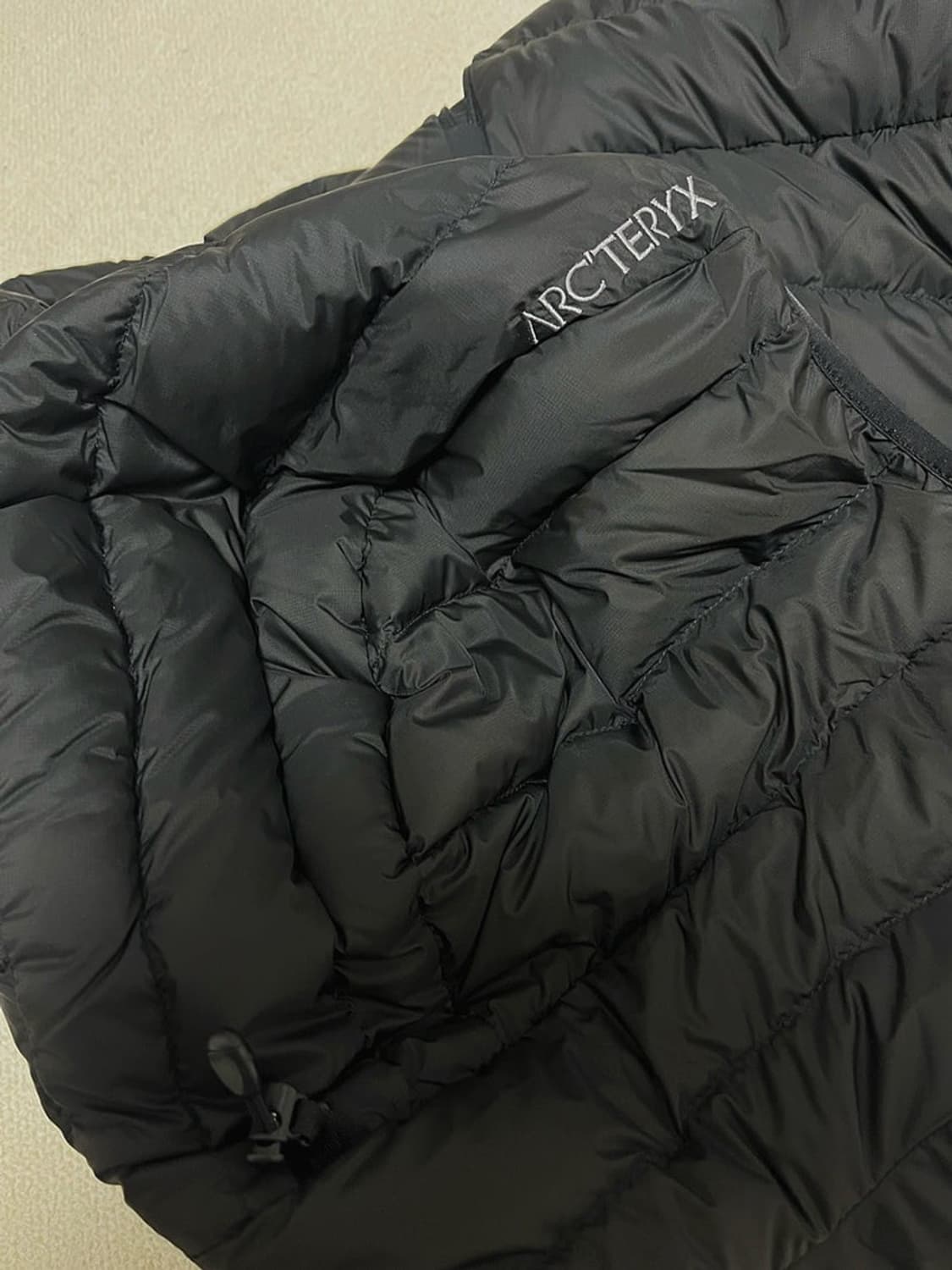 아크테릭스 세륨후디 블랙 M 새상품 상품이미지3