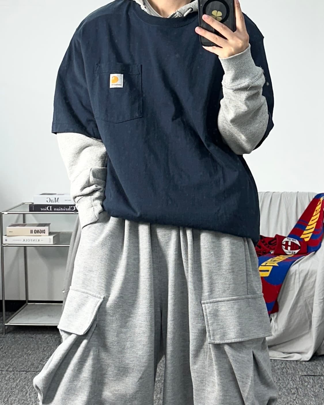 칼하트 네이비 포켓 반팔티 L 상품이미지3