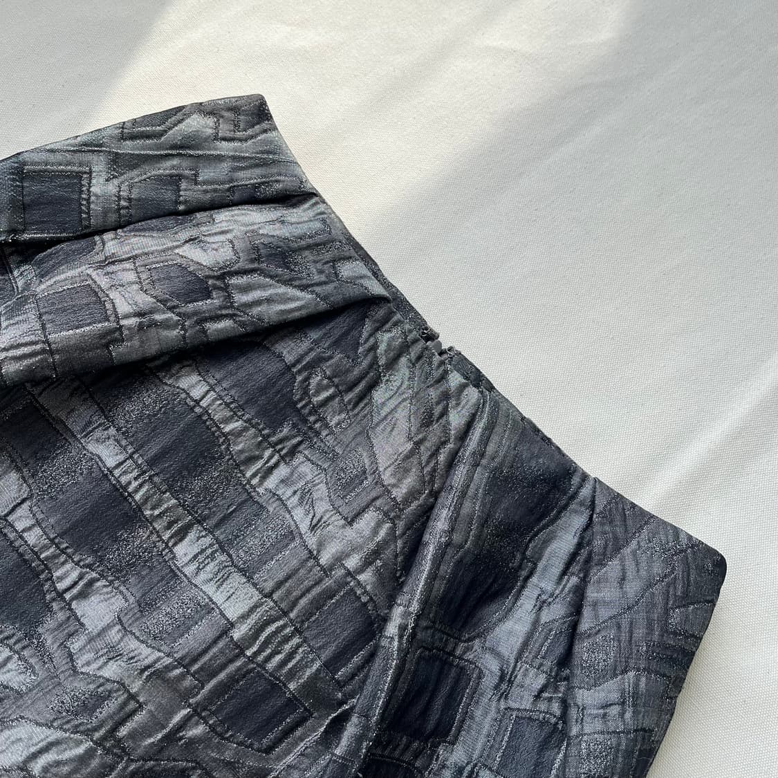 이세이미야케 입체 자카드 텍스처 스커트 상품이미지2