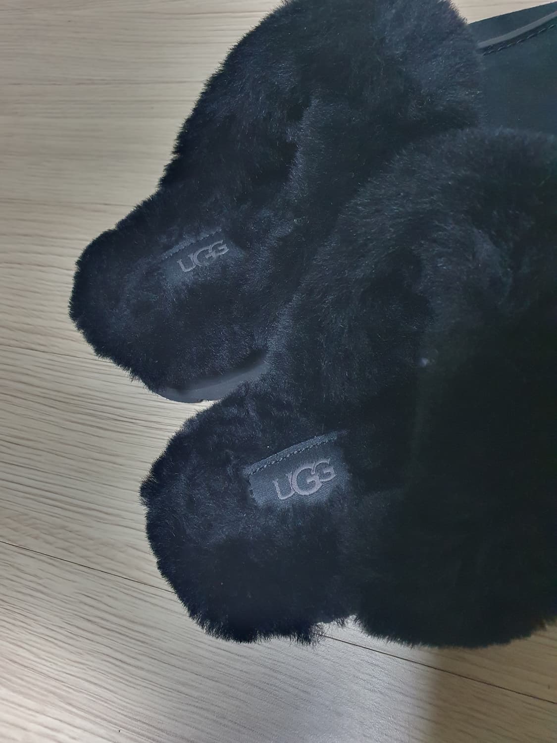 어그 디스케트 털 슬리퍼 225~230 상품이미지8