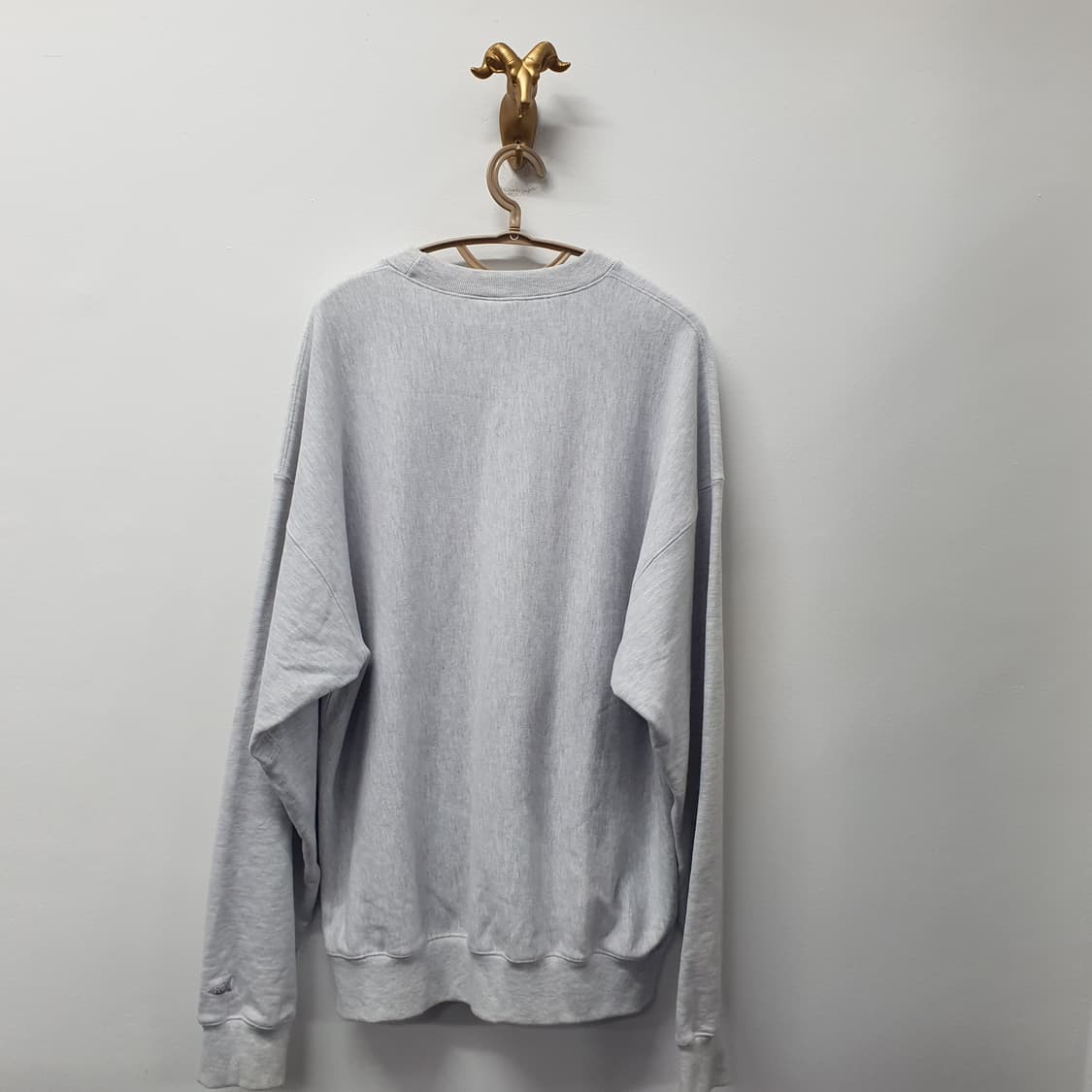 아웃스탠딩 스웻셔츠 상품이미지2