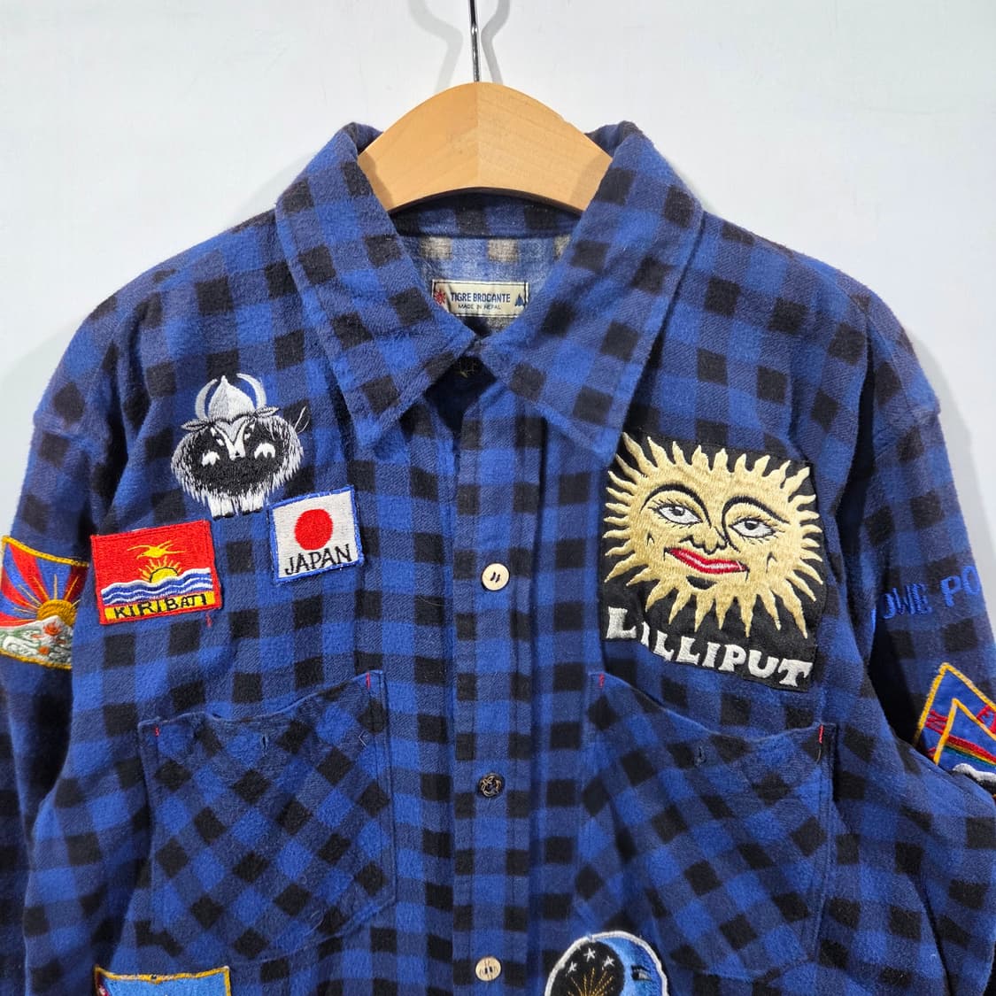 [Tigre Brocante] 티그르 브로칸테 와펜 패치워크 셔츠 상품이미지3