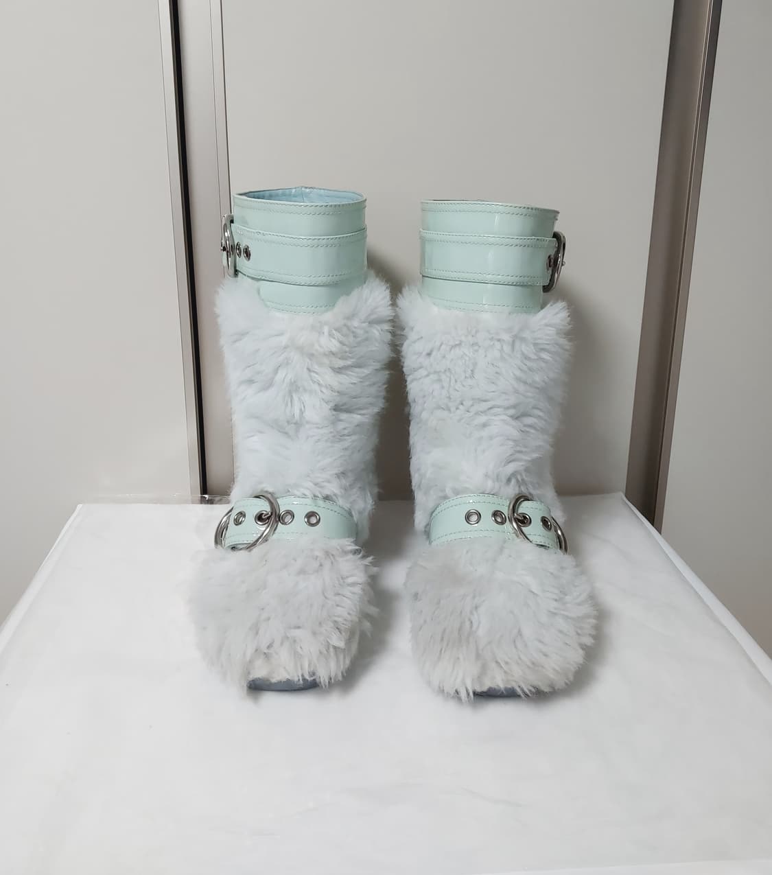 [감정서O] 미우미우 폭스퍼 페이던트 레더 부츠 상품이미지4