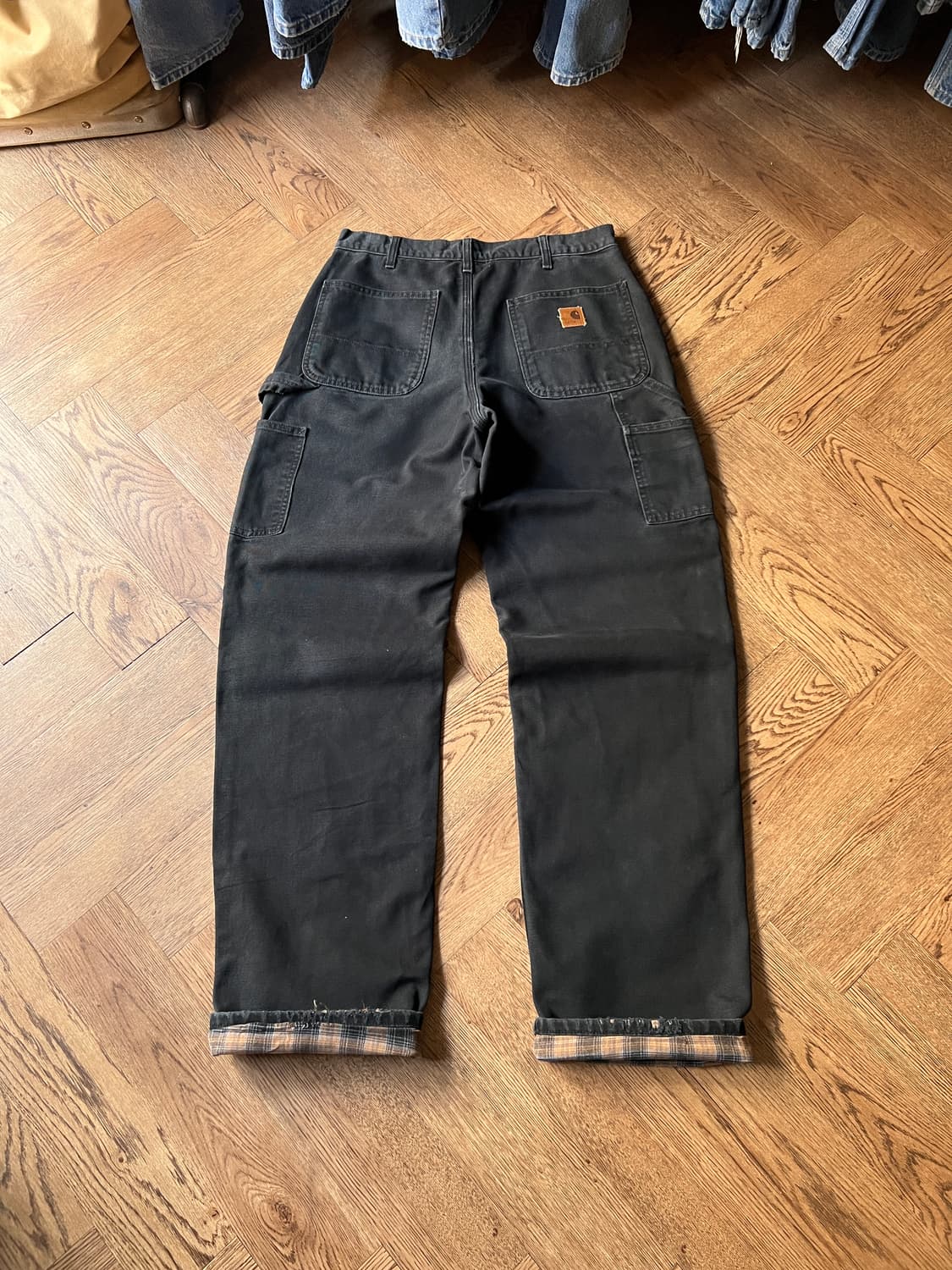 [32]칼하트 USA 체크 라이닝 블랙 싱글니 카펜터 워크 팬츠 상품이미지2
