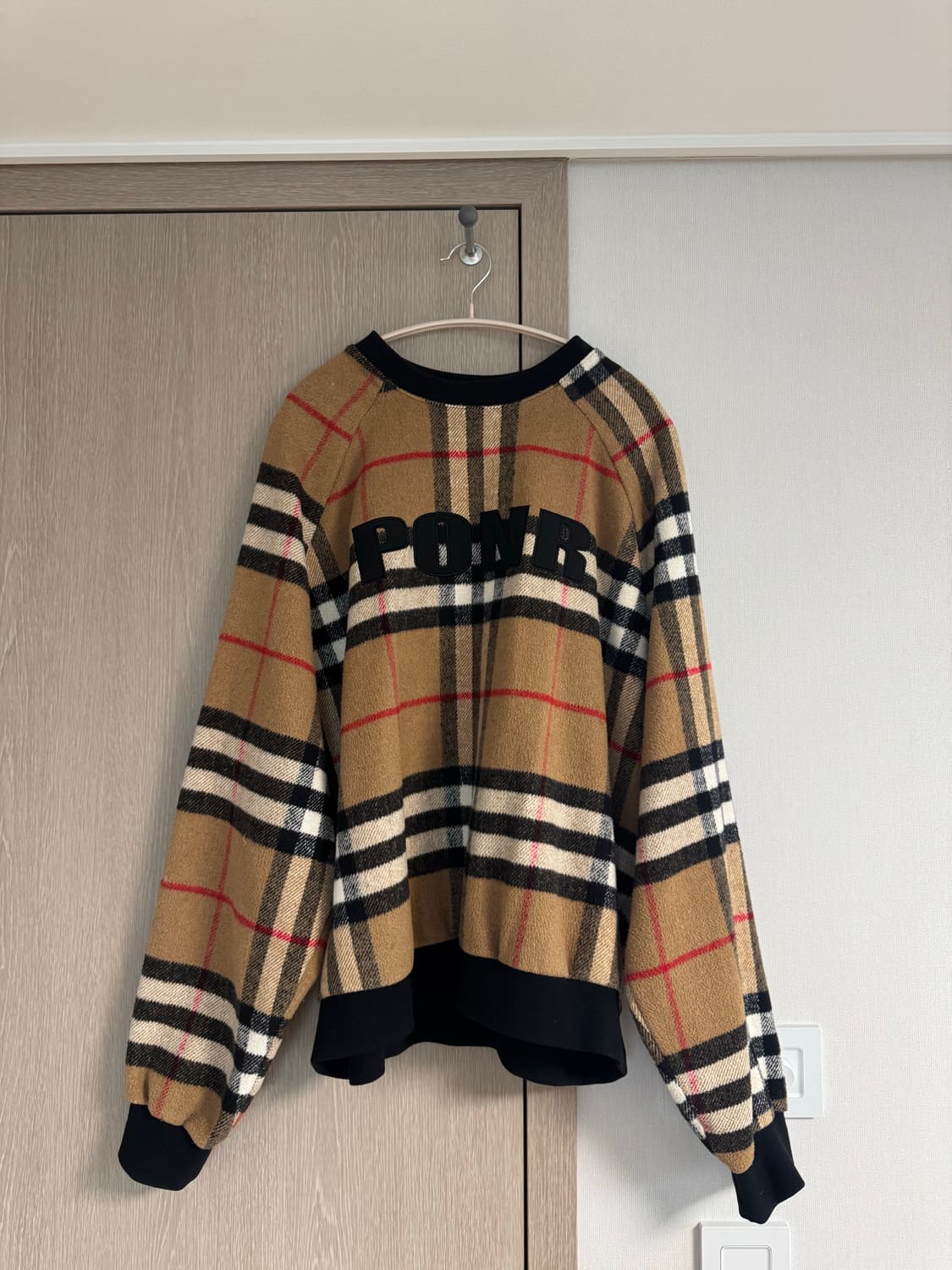 아조바이아조 맨투맨 상품이미지2