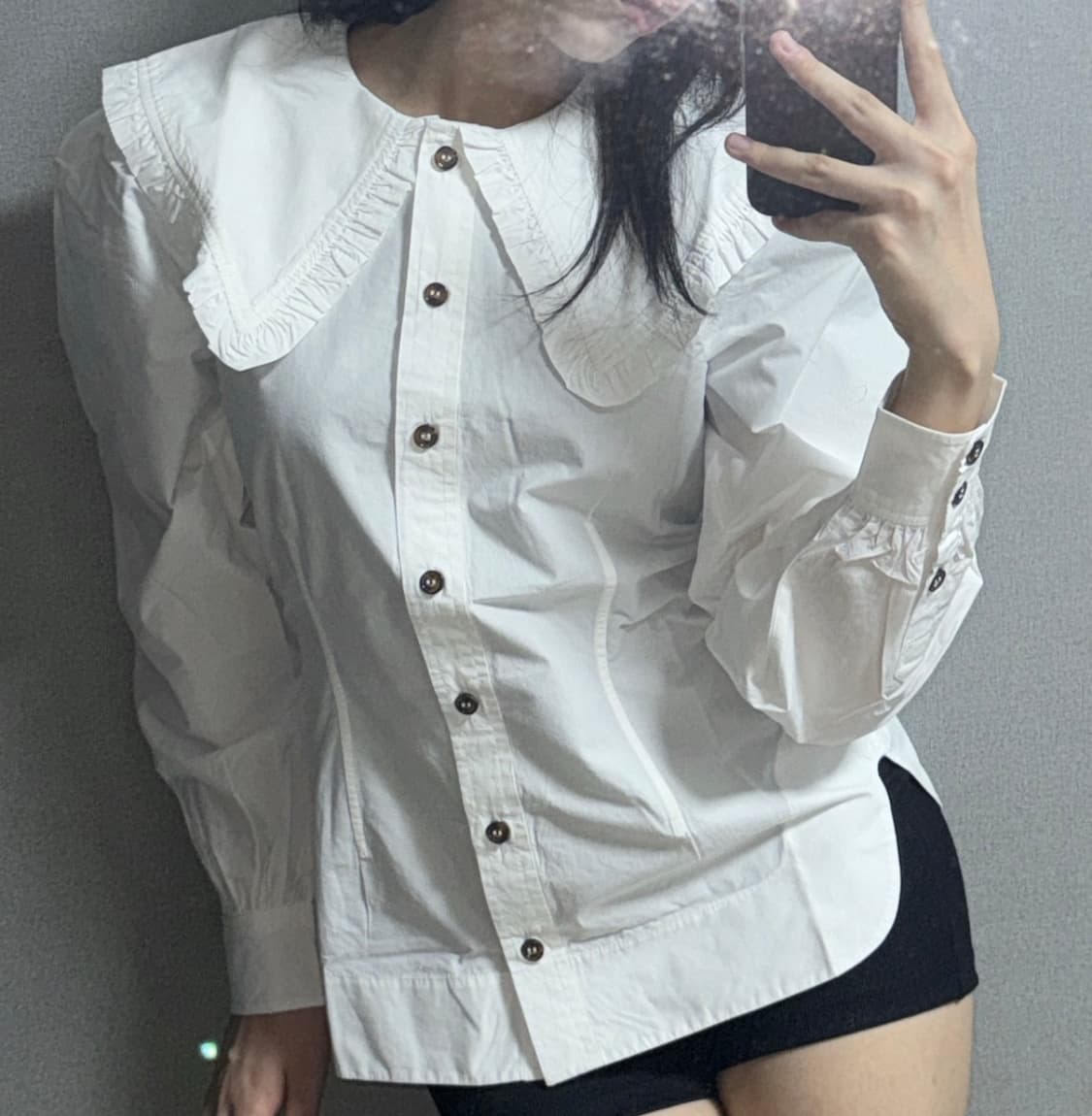 Ganni 가니 레이스 러플 셔츠 상품이미지1