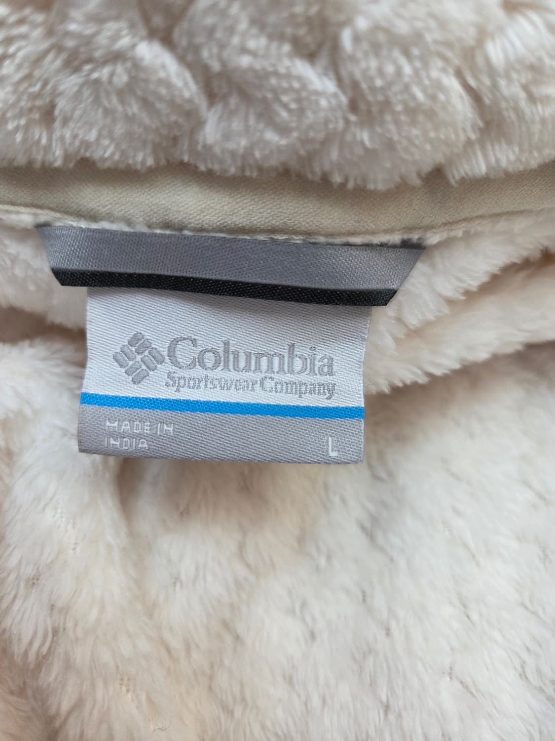 아이보리 색상 컬럼비아 플리스 집업 L사이즈입니다. 부드러운 폴리에스터  상품이미지3
