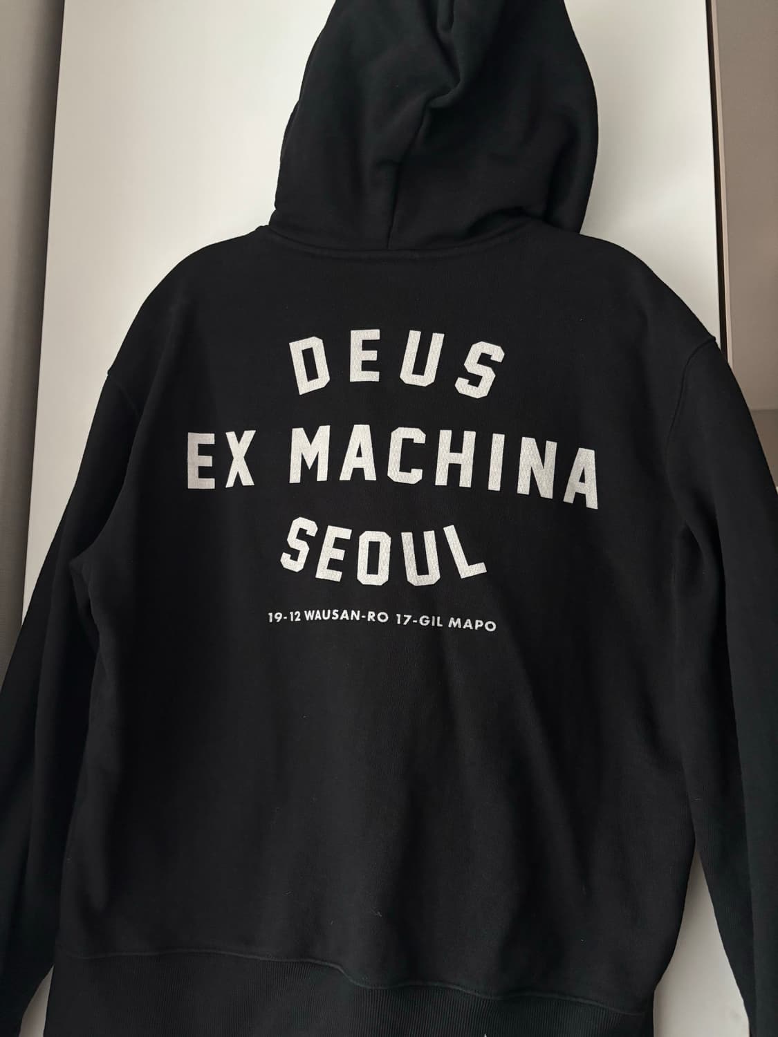 데우스 엑스 마키나 후드집업 상품이미지3