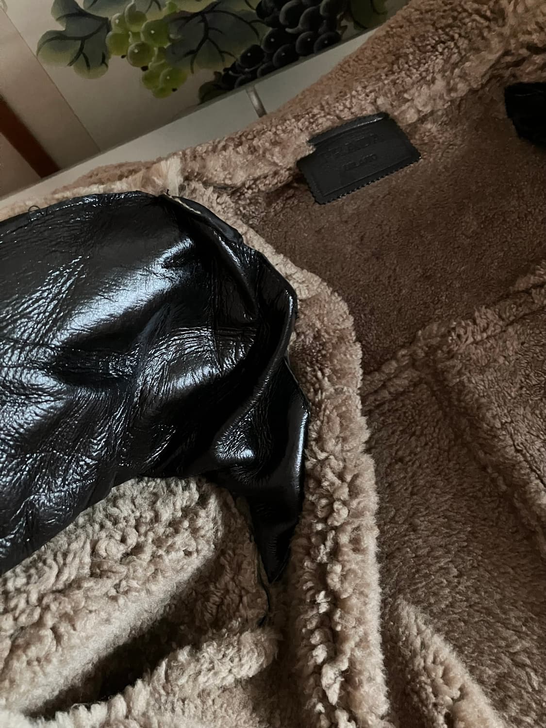 프라다 오버사이즈 무스탕 상품이미지8